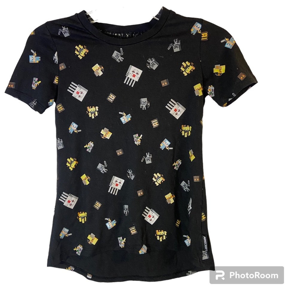 Minecraft designed by Jinx unisex black crew neck short sleeve big kids medium